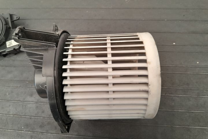 Ventilator aeroterma 79310SMGE41 79310SMGE41 Honda Civic a 8-a genera