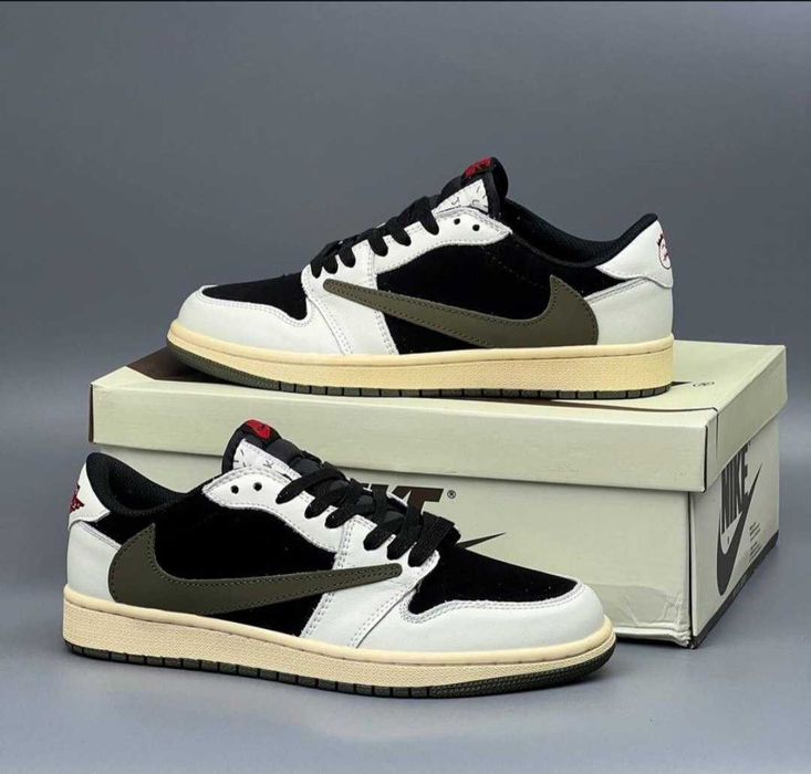 Travis Scott x Nike Air Jordan 1 Low Medium Olive
