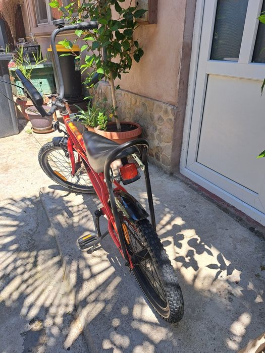 Bicicleta copii pegas