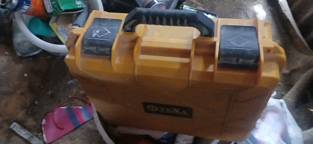 Продам лазерный уровен