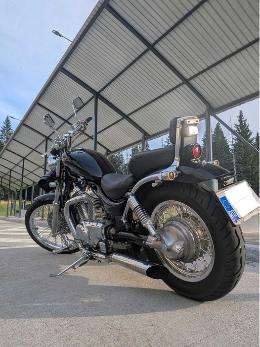 Suzuki Intruder 750