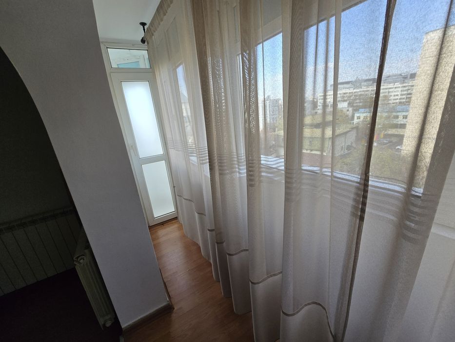 Inchiriez apartament 2 camere metrou Eroii Revolutiei
