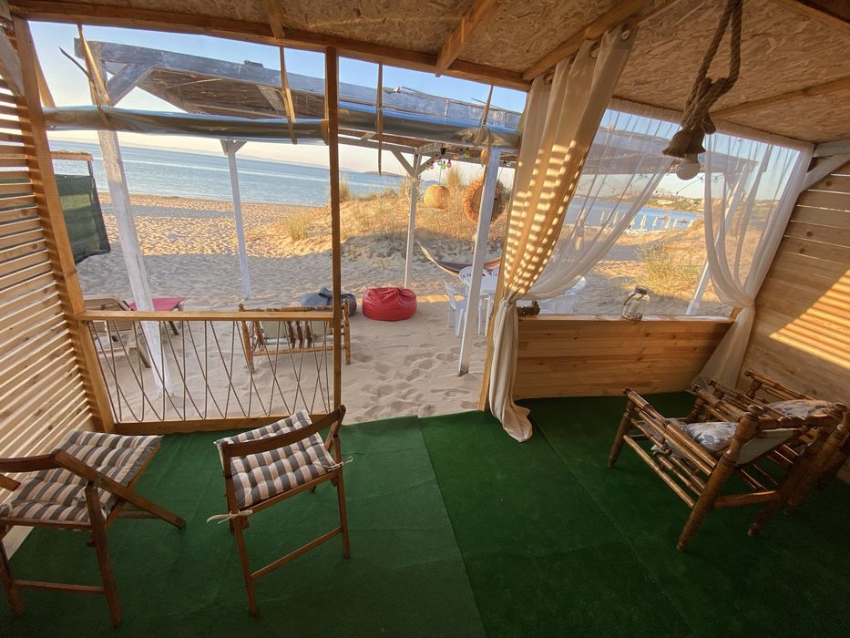 Каравана под наем на първа линия на къмпинг Градина