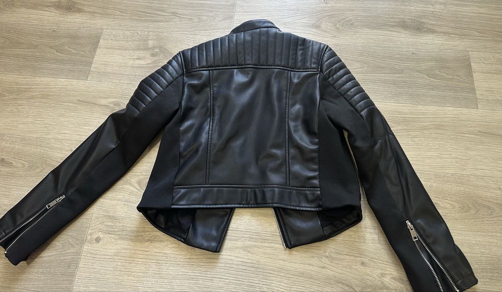 Черно кожено яке Zara