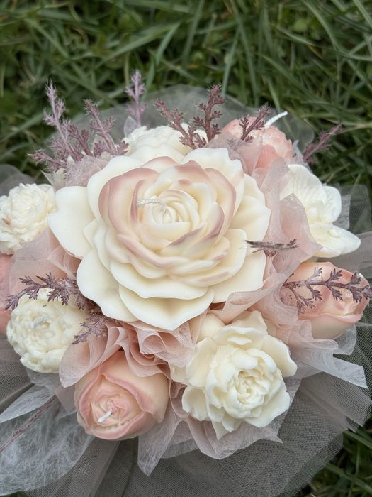 8ми март-подарък,букет,соеви свещи