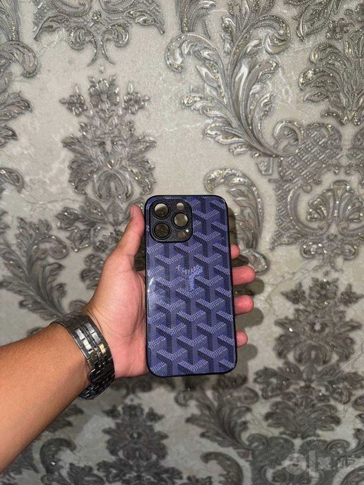 Telefoningiz uchun sifatli chexollar