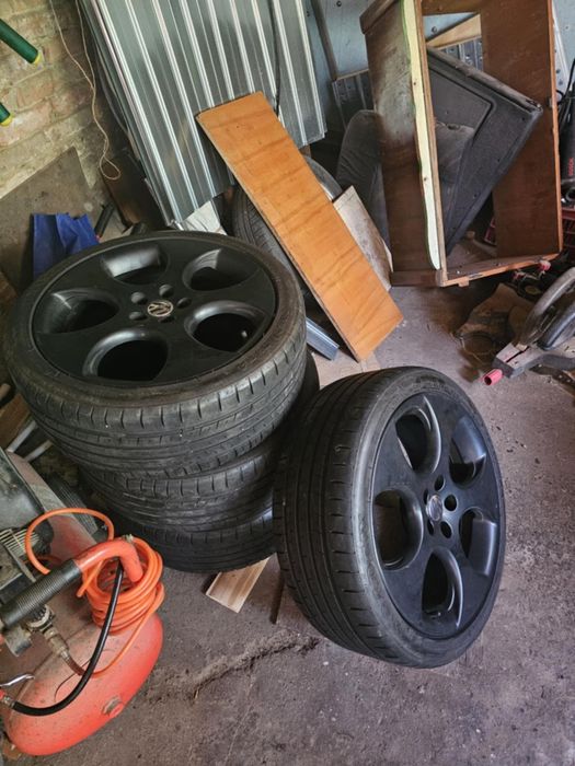 Vanzare de genti de masina