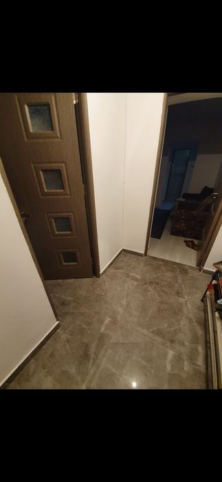 Închiriez ap 2 camere,parter cu balcon.pe N Bălcescu,Buzău