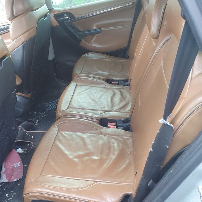 Capota bara aripa far xenon usa senzor Lane assist Citroen C4 Pica