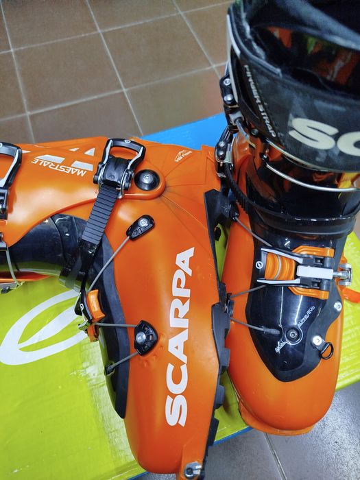 Ски обувки за пантене Scarpa, ползвани няколко пъти