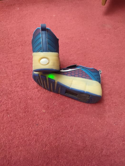 Кросовки детские ролики