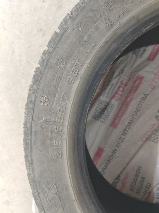 Продам шины зимние 215х55r17