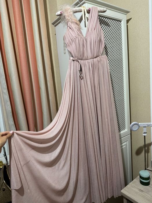 Вечернее платье,