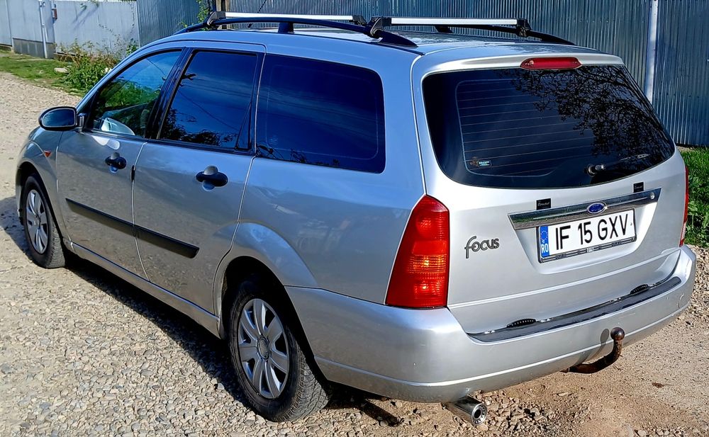 Ford Focus 1.6 Benzina și GPL