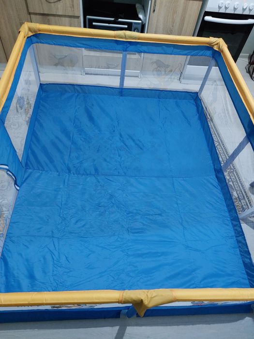 Игровой манеж 150×180×60 см