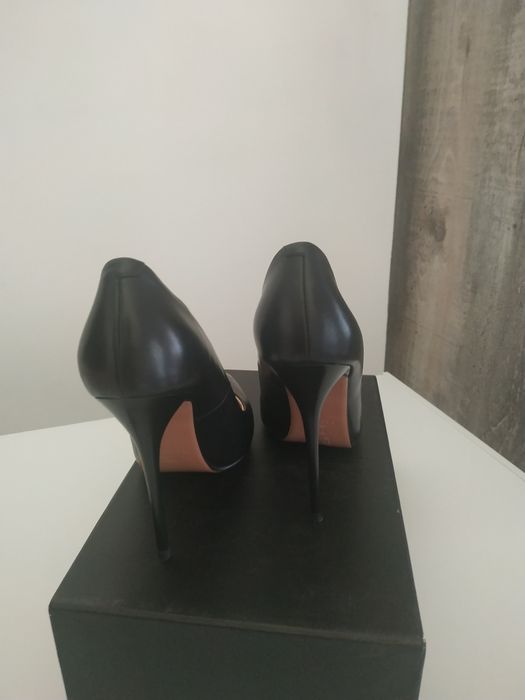 Туфли кожаные на шпильке BASCONI.