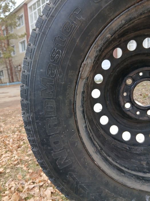 Продам шину с диском от BMW