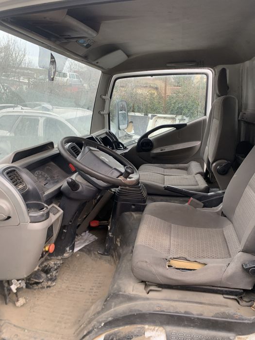 Piese nissan cabstar motor 2.5 E4 td25 baculabil pe trei parti