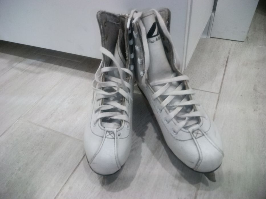 Продам Коньки 33 размер