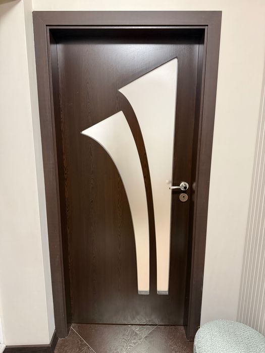 Интериорни врати