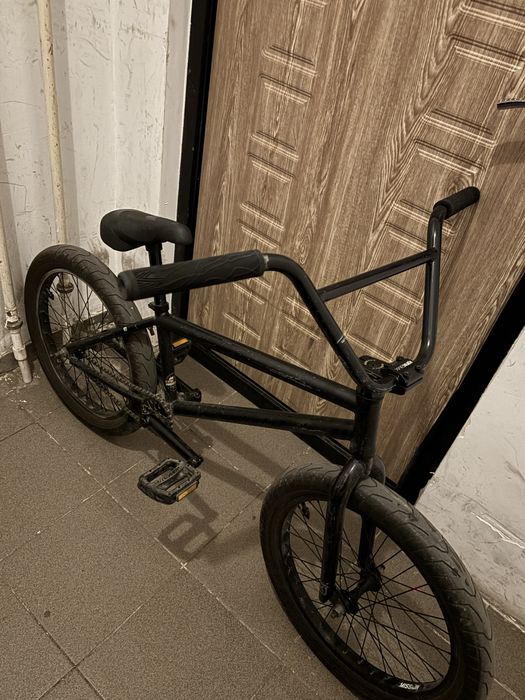 Продается kink bmx