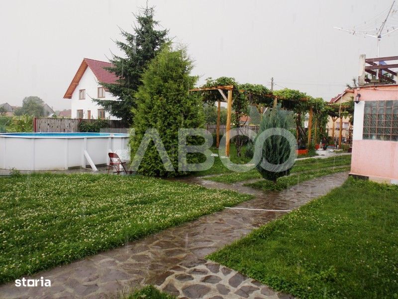 Pensiune 13 camere si teren 3000 mp de vanzare la cheie Comision 0%