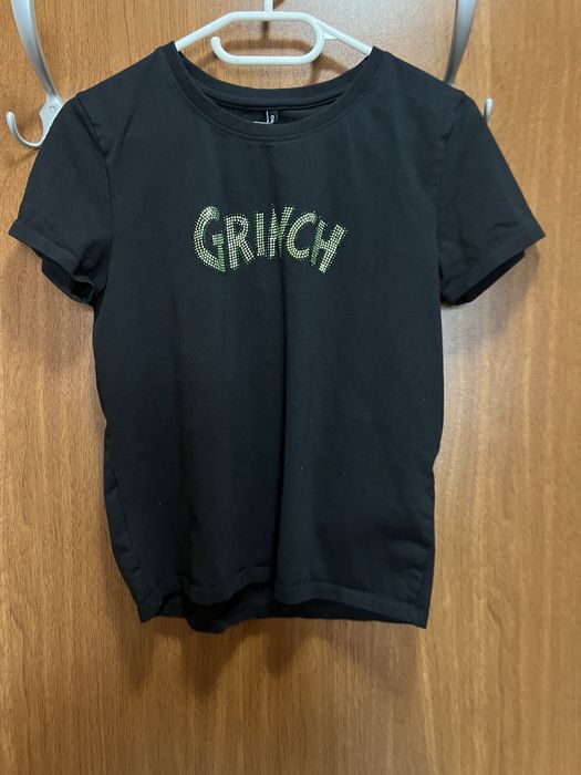 Дамска тениска и панталонки