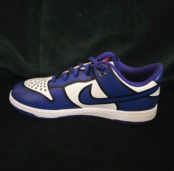 Nike Dunk Low din colecția LEGO