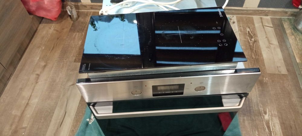 Продавам фурна за вграждане и плот за вграждане Hansa.