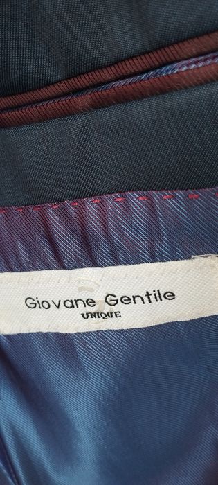 Продается мужской костюм