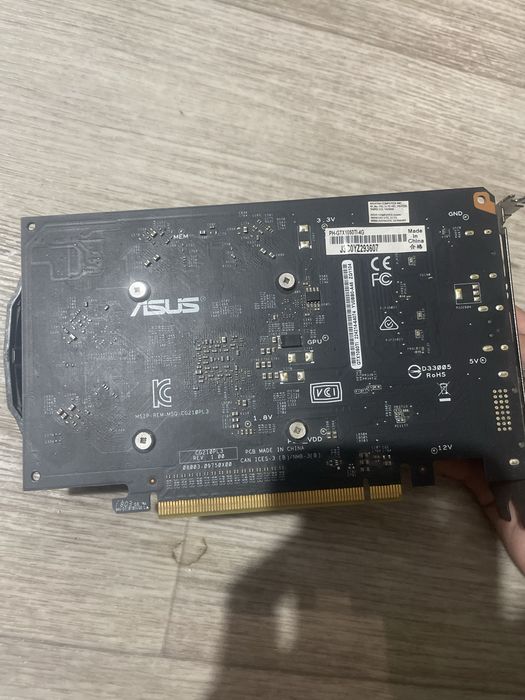 Видеокарта GTX 1050 TI
