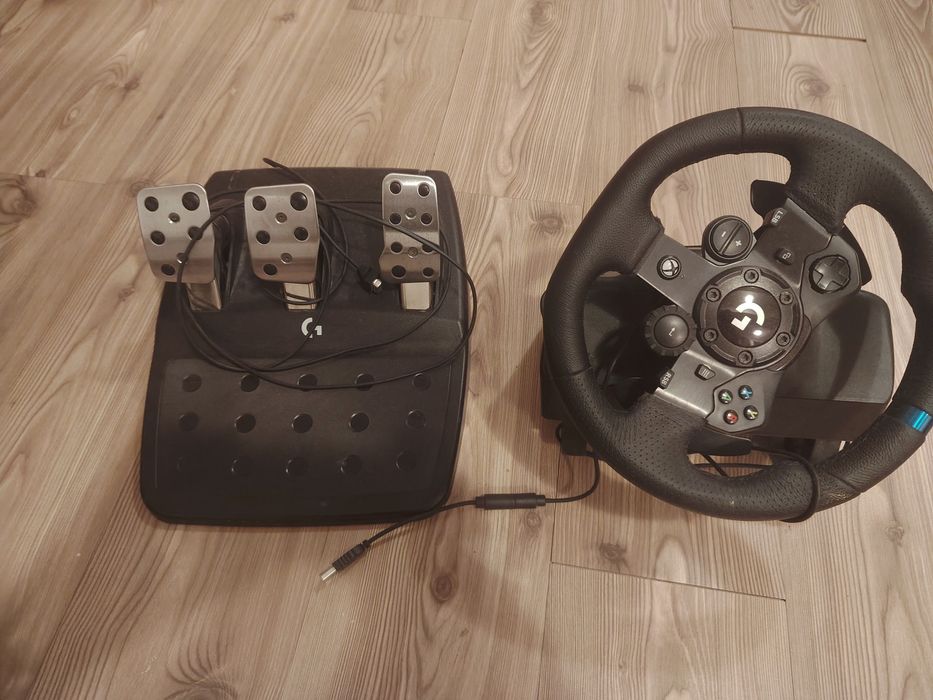 Volan Logitech G923 pentru Xbox/pc