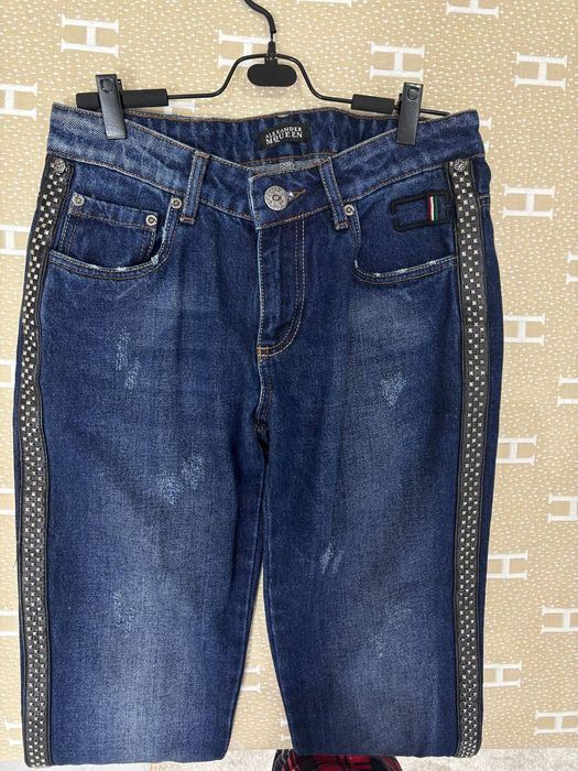 Брендовые джинсы от Alexander McQueen