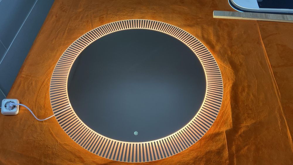 Продам зеркальные подсветки