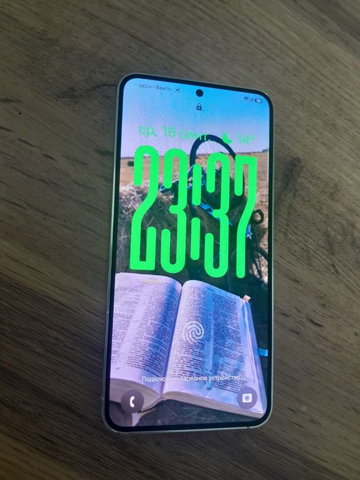 Продом или обменяю Samsung s23