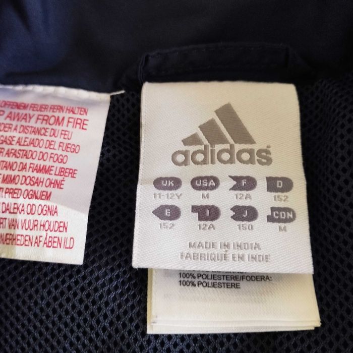 Комплект анцуг Adidas 11-12 г.Цена 44.99 лв.