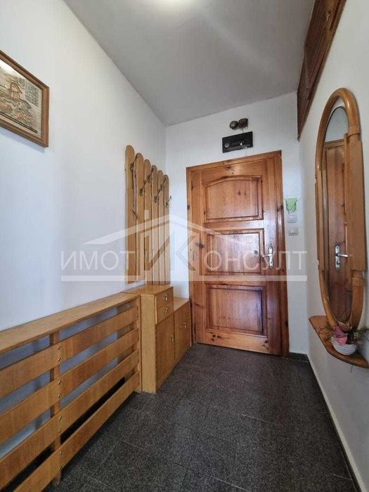 Дава се под наем Тристаен апартамент в Велико Търново, Колю Фичето - 60 кв.м за 255 € - Снимка #11