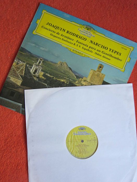 vinil Narciso Yepes chitara Concierto De Aranjuez+Fantasia- J.Rodrigo