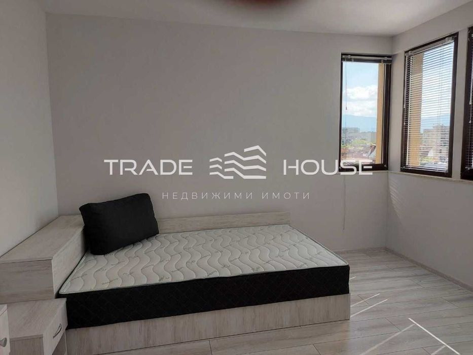 Дава се под наем Тристаен апартамент в Пловдив, Младежки Хълм - 75 кв.м за 459 € - Снимка #4