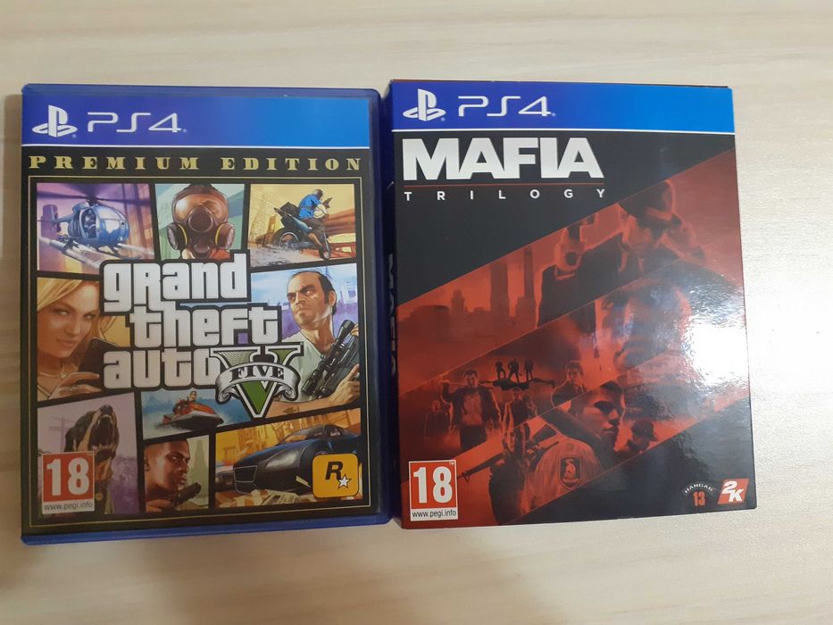 Продавам ps4 slim 500gb