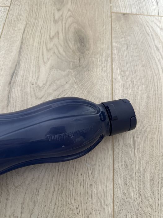 Продам бутылку таппер