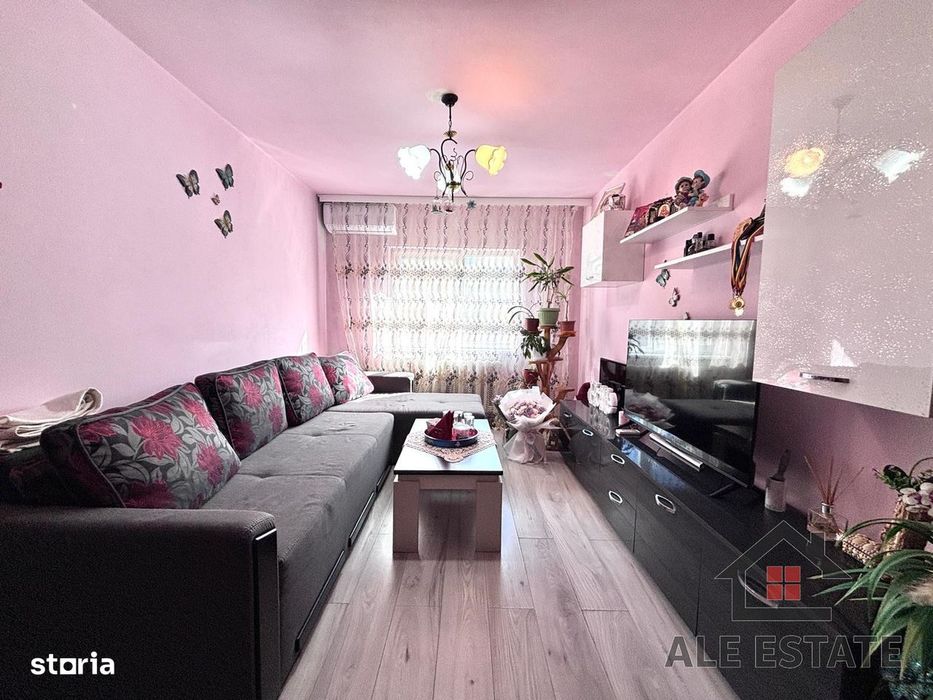 Apartament 4 camere, 2 bai, 2 balcoane, et.2, zona Parcul Teilor-Turda