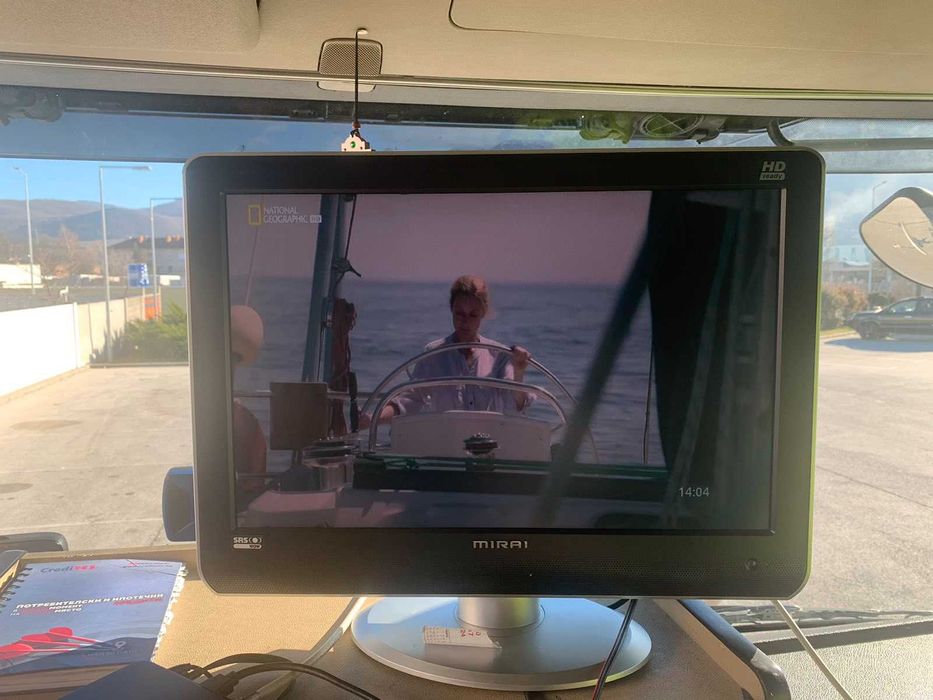 Телевизор за камион