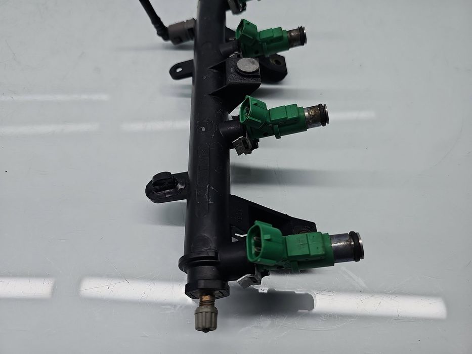 Rampa injectoare PEUGEOT 207 (WA) [Fabr 2006-2012] 9655833580 1.4 Benz
