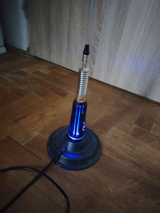 PNI LED cu talpă magnetică nouă