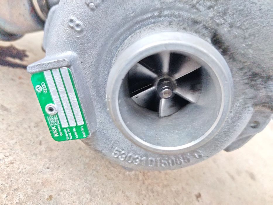 Turbina Turbosuflanta motor 2.0 CAH Seat Exeo Audi A4 B8 A5 A6 Q5 03L145701C