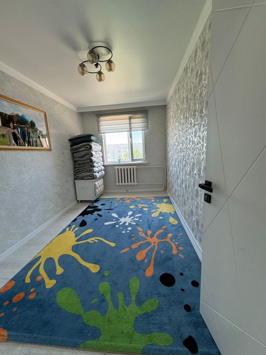 Продам трехкомнатную квартиру