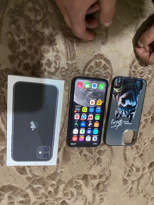 Айфон 11 128гв срочно или обмен