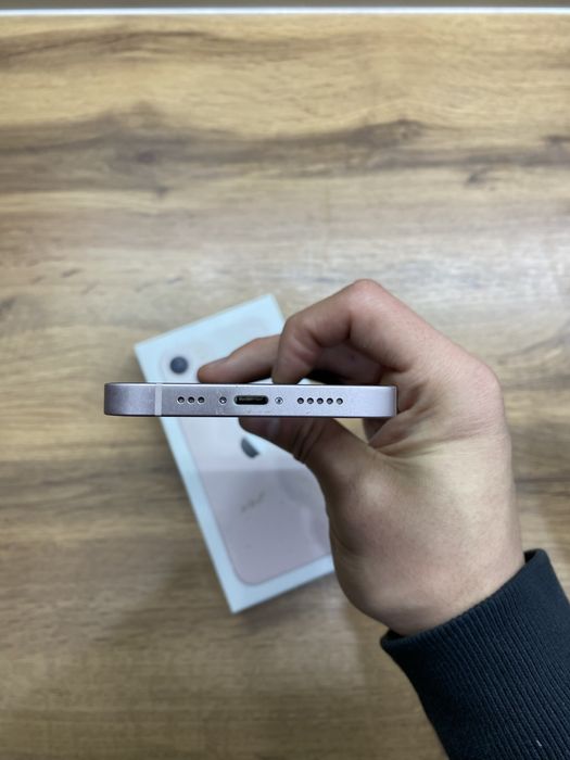 Продам айфон 13 128гб