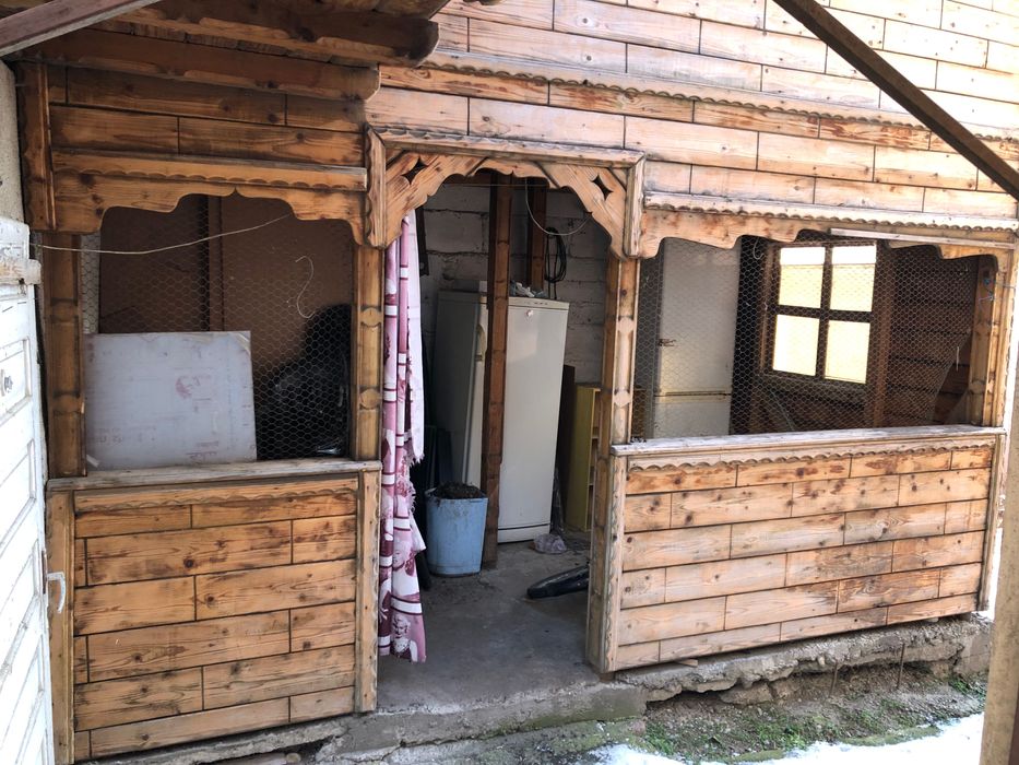 Cabana de lemn de vanzare